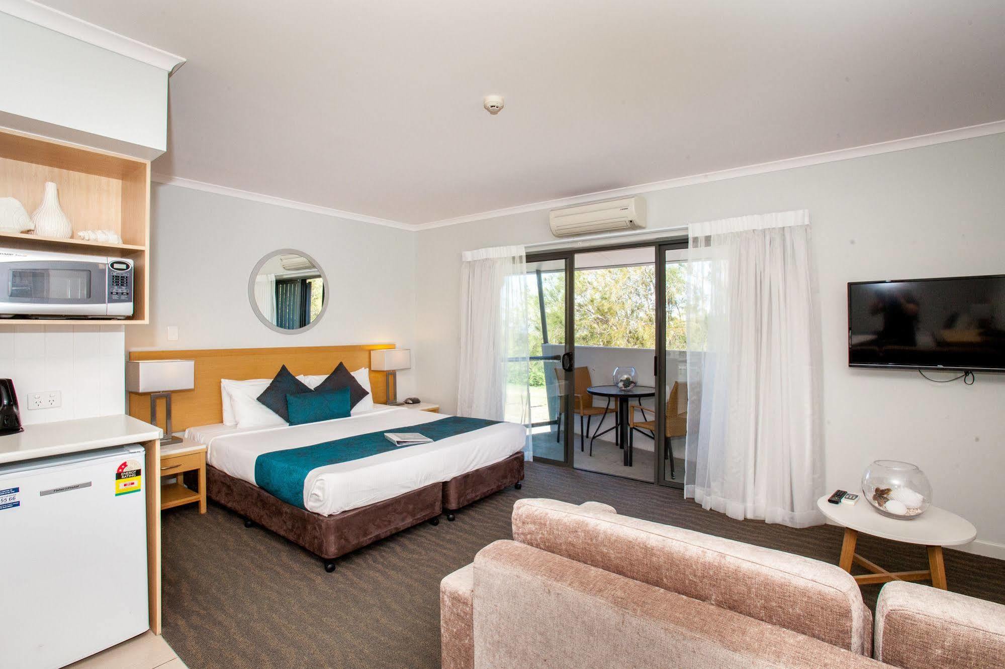 Manly Marina Cove Motel 4*